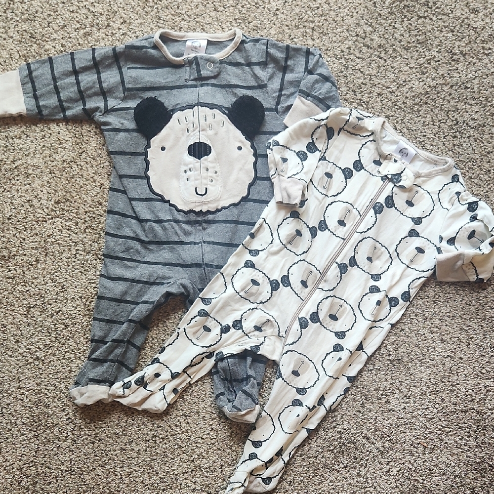 Kids One-Piece Footed Pajamas - Gray & Cream Bear Print